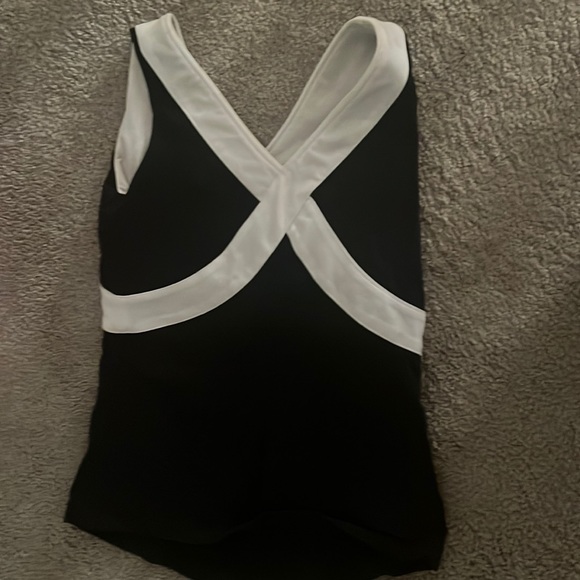 lululemon tank - Picture 1 of 2